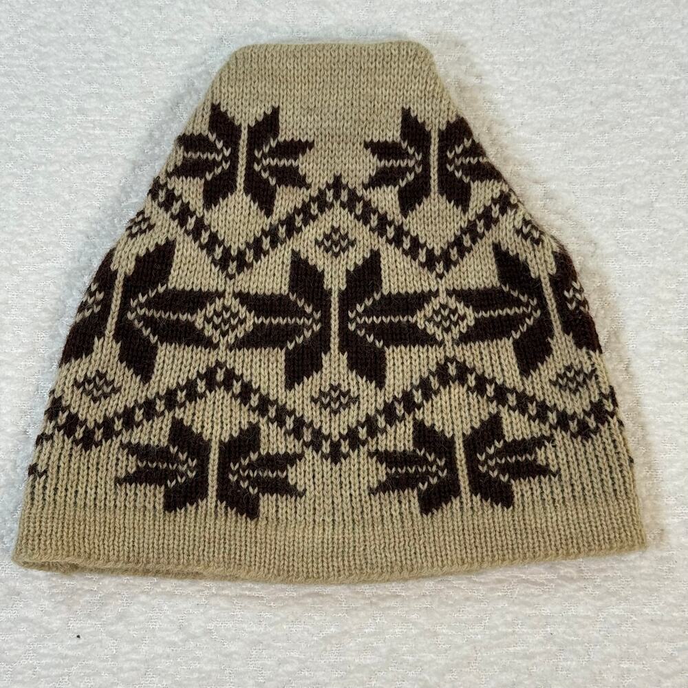 Vintage Wigwam 100% wool stocking cap with snowflakes tan